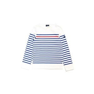 Saint James • Naval